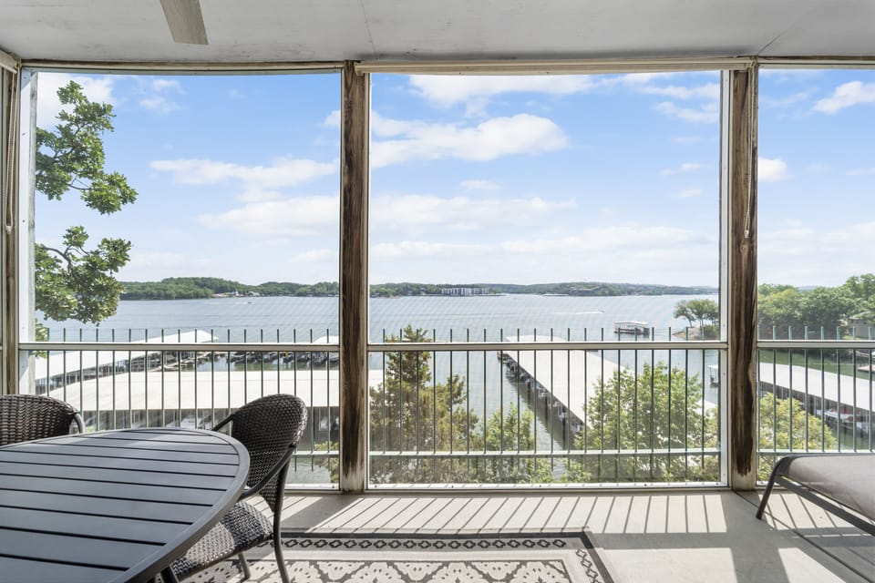 LAKEOZARKVACATION.COM