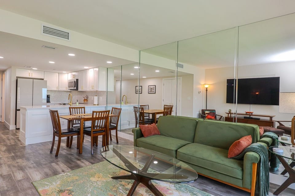 St. Augustine Beach Rentals Living Room