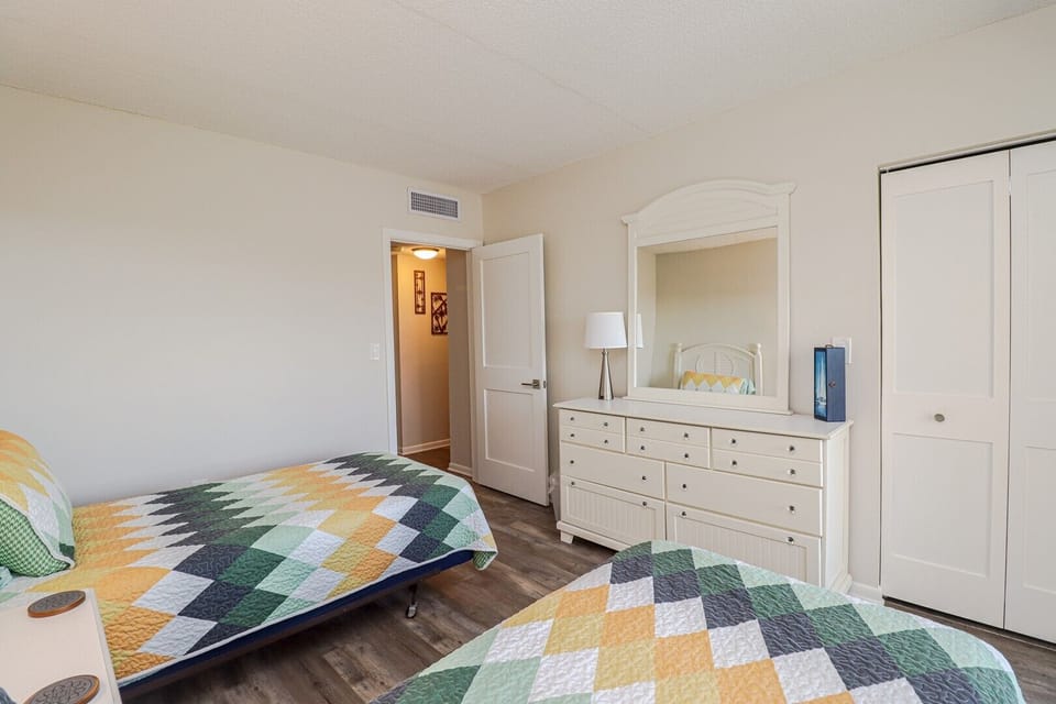 St. Augustine Beach Rentals Guest Bedroom