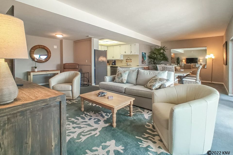 Classic "Beach House" style furnishings 
