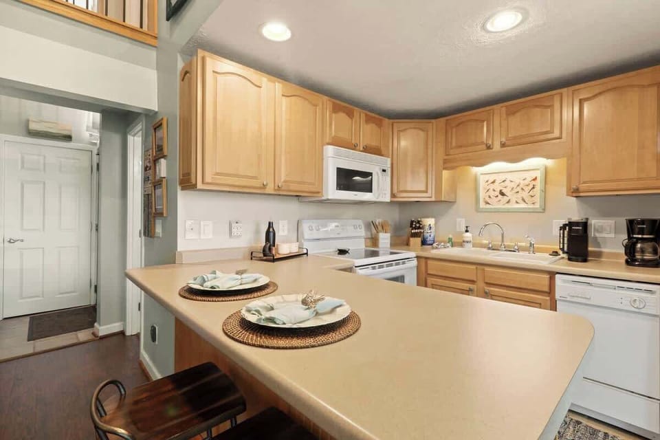 Transform meals into experiences with our fully equipped kitchen and charming dining spots, your haven for home-cooked joy!