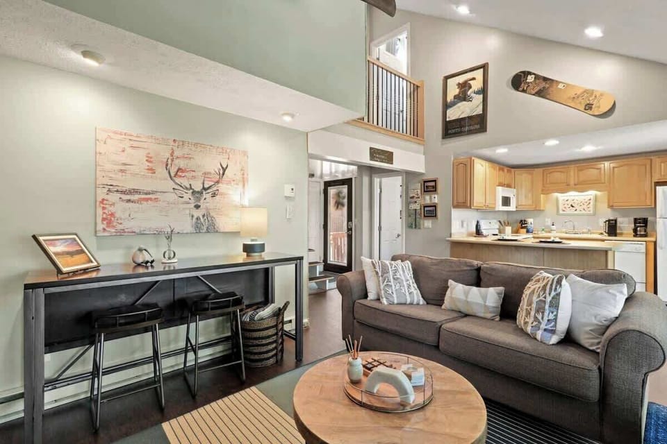 It’s homey vibes all the way with a comfy couch, cozy chairs, a warm fireplace, and a Smart TV for epic movie nights!