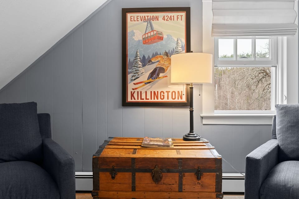 Ruby suite sitting area