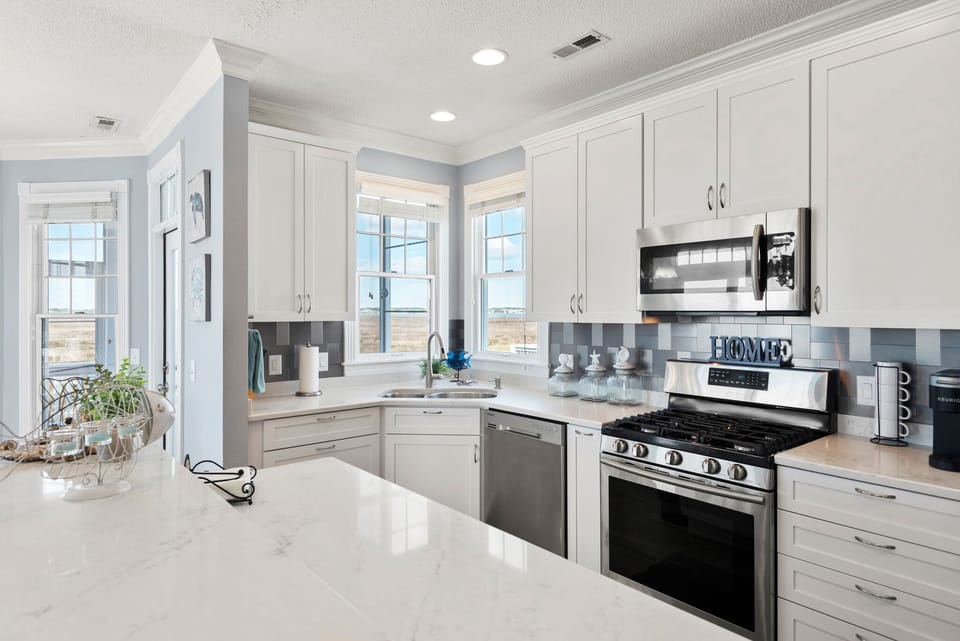 BP99: Chasing Tides | Mid Level Kitchen