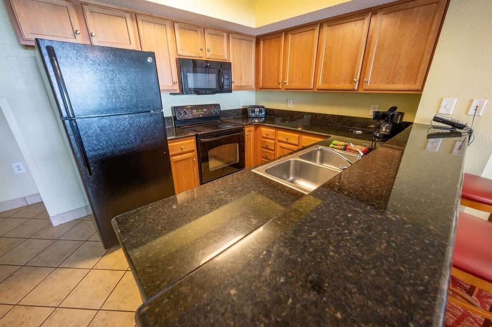 Full Sized Kitchen Appliances