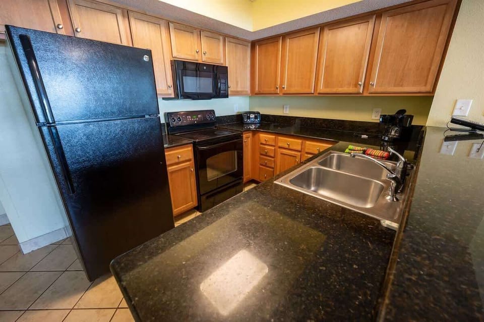 Full Sized Kitchen Appliances