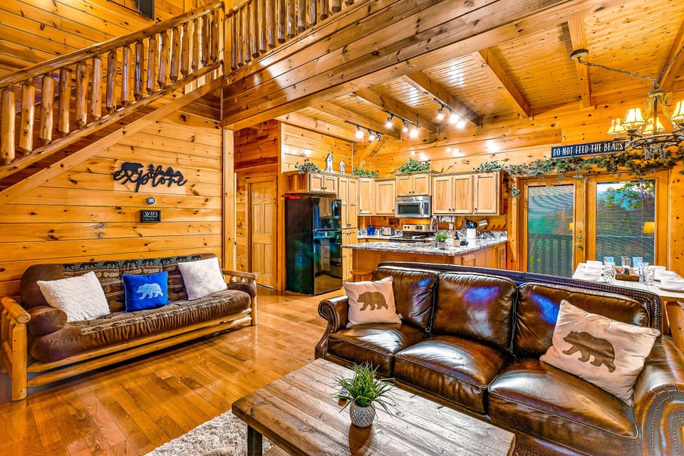 Family Room: Relax on the leather furniture or Grab coffee in the kitchen