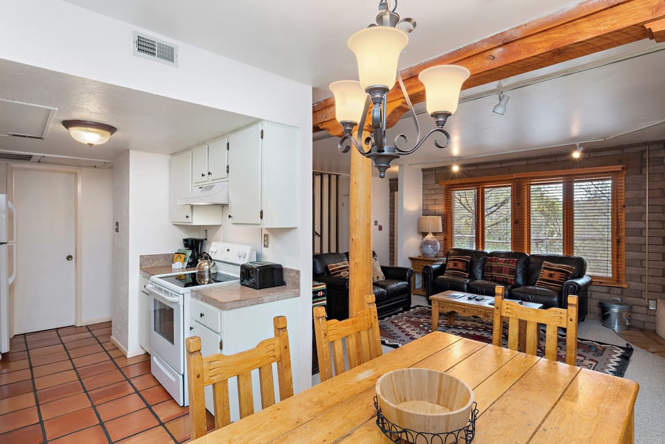 Living Room / Dining Area / Kitchen
