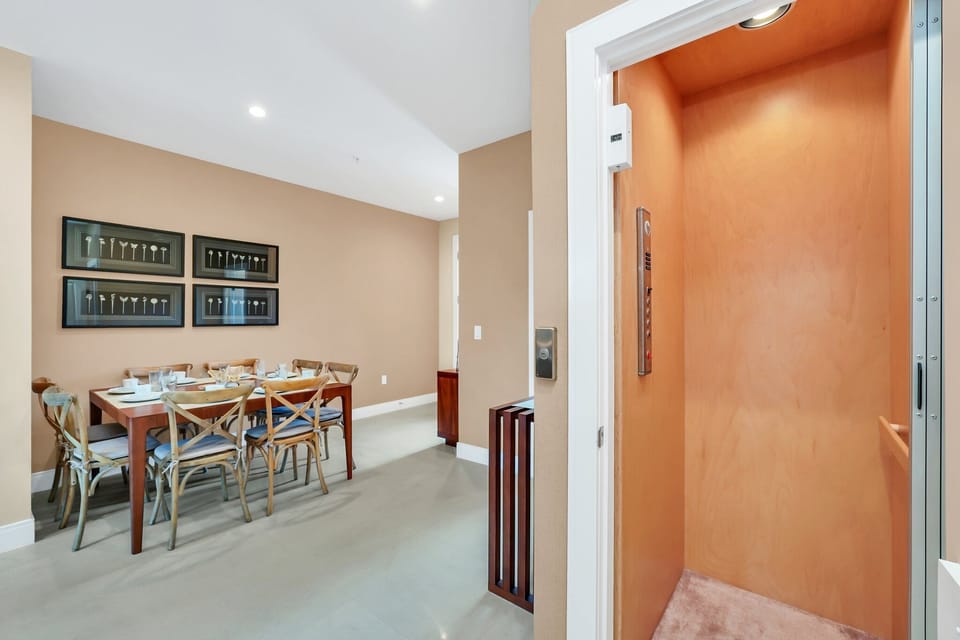 Dining area and elevator 