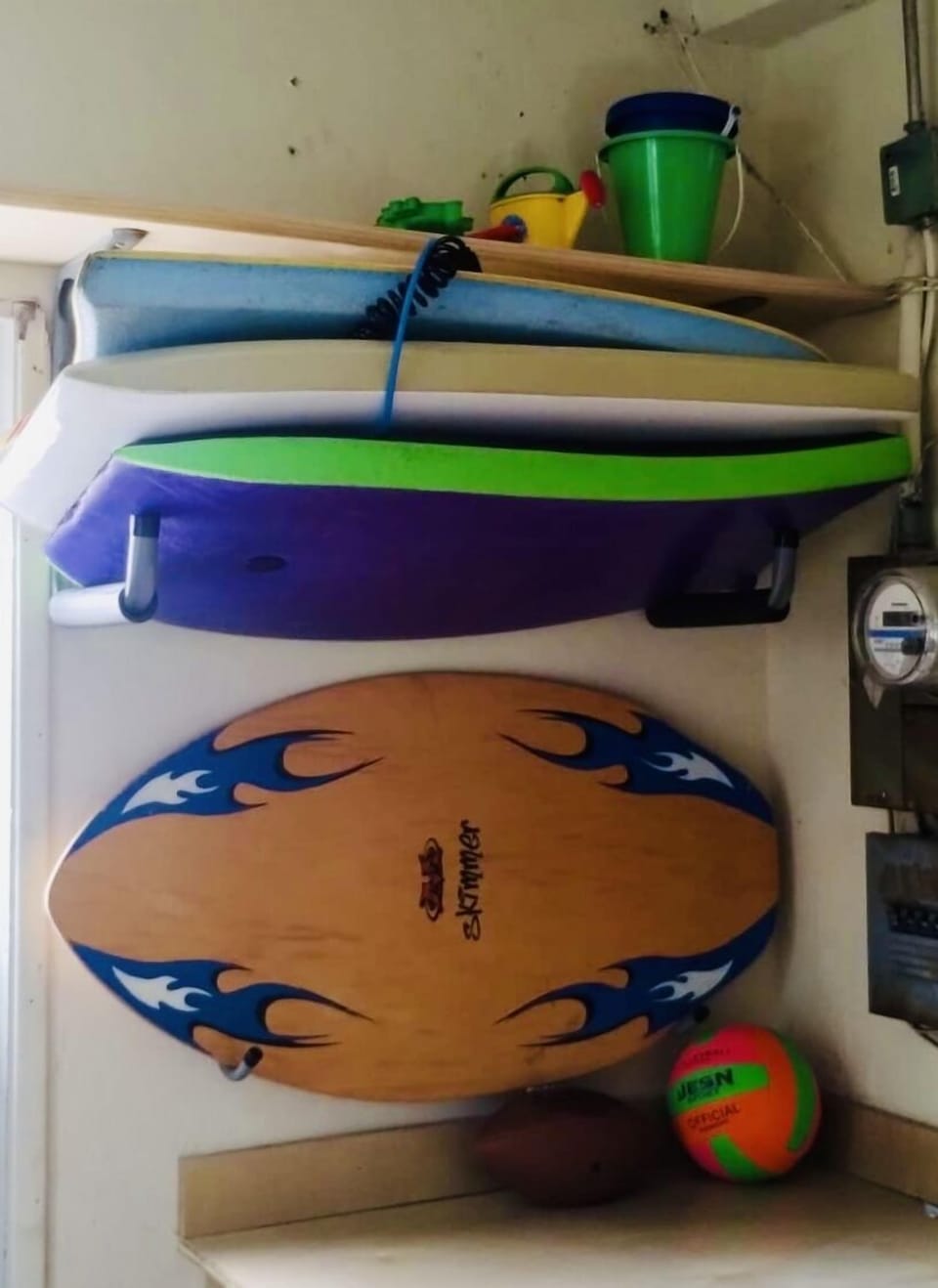 Beach supplies are shared between all 4 units at the property.