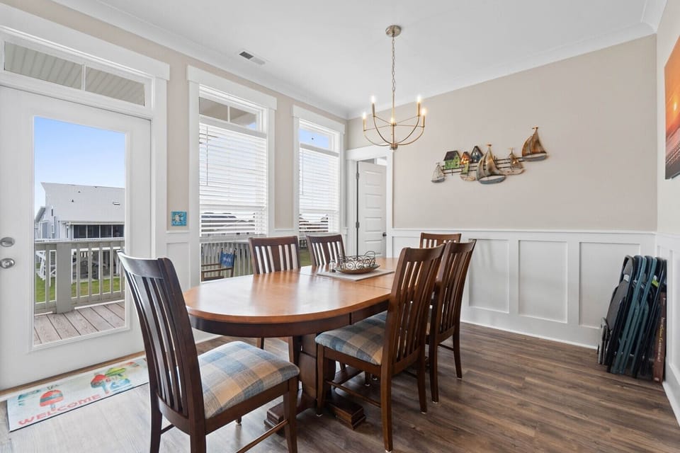 Dining - Upstairs