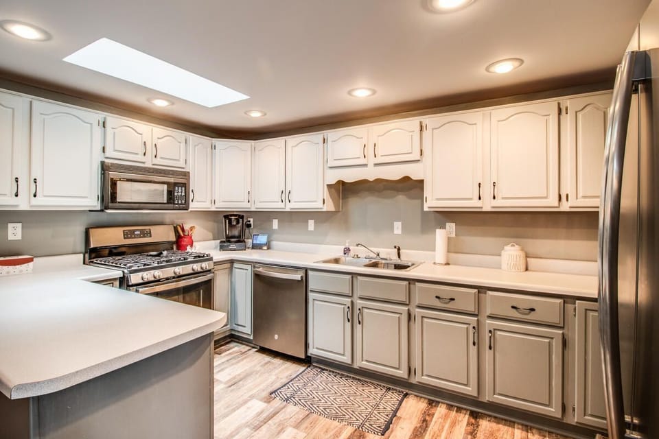 Feel at home with updated kitchen appliances + water softener.  