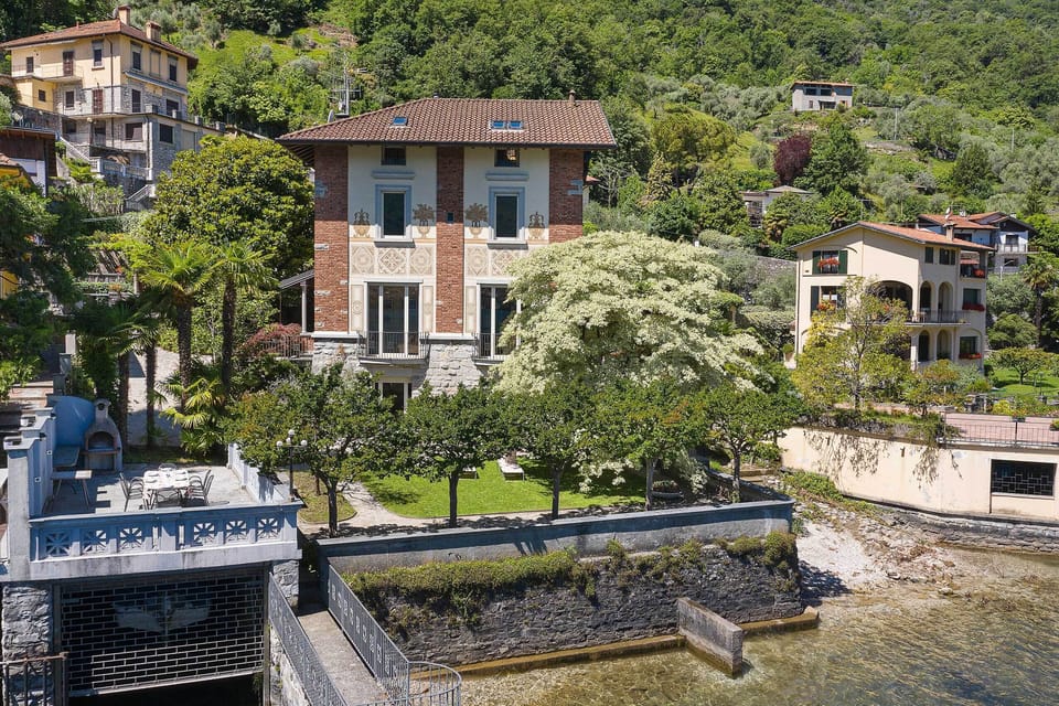 Villa Clarissa, Vassena, Lake Como - NORTHITALY VILLAS lakefront vacation villa 