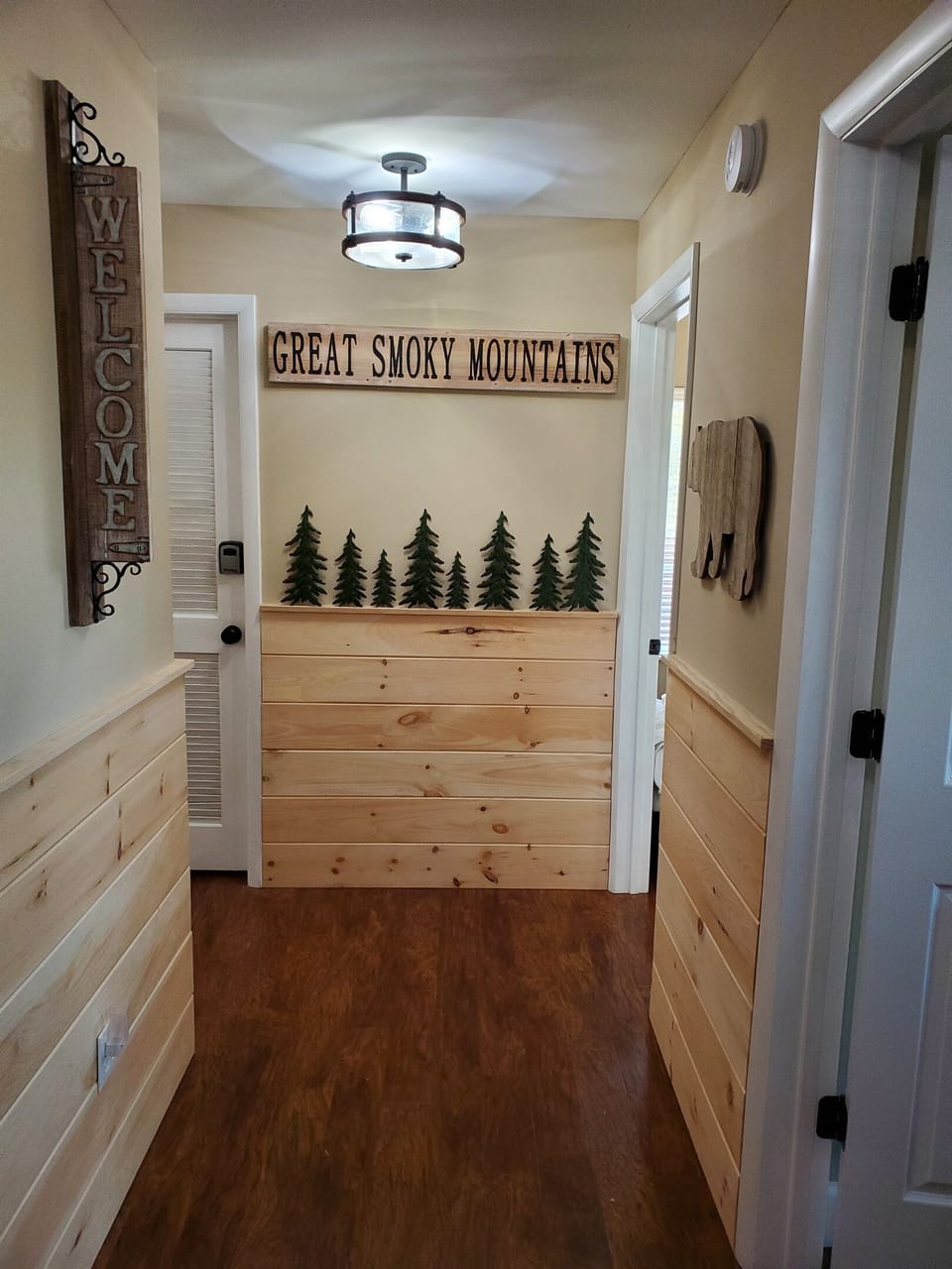 Upon opening the door, you will have the feeling of being in the Great Smoky Mountains.