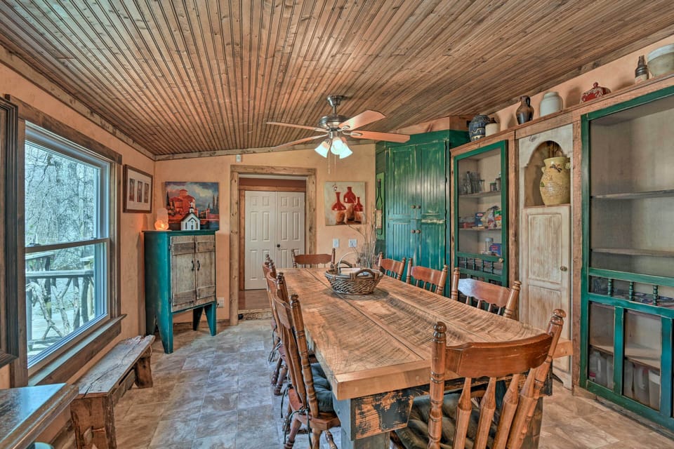 Formal Dining Area | Dishware & Flatware Provided