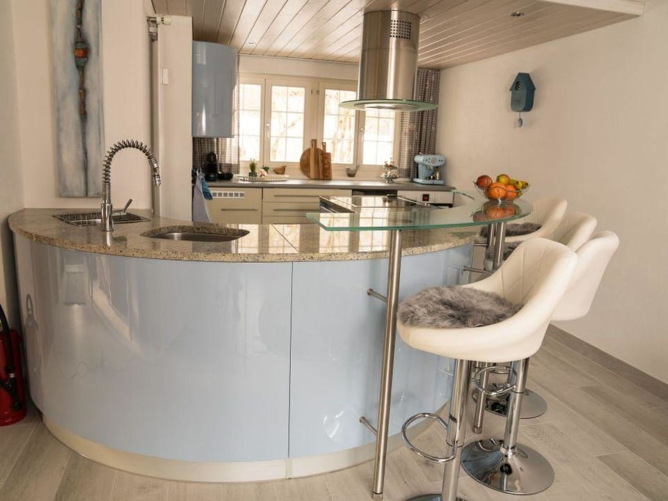 Window, Building, Interior Design, Wood, Flooring, Floor, Houseplant, Gas, Chair, Hardwood