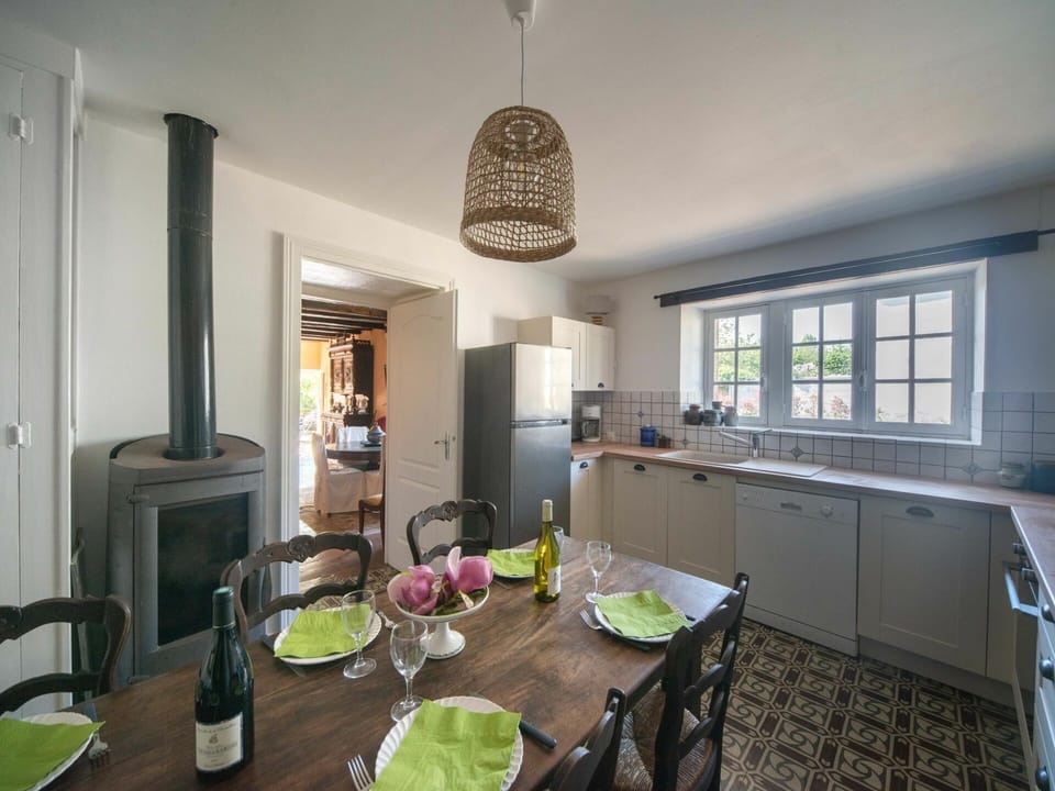 Plant, Water, Property, Furniture, Building, Table, Window, Azure, Chair, Interior Design