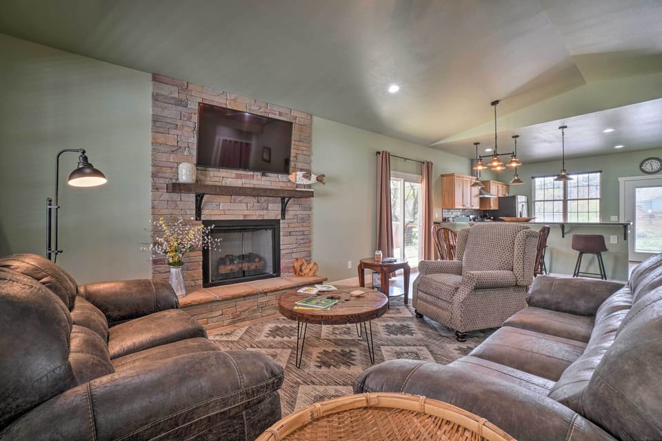 Living Room | Wood-Burning Fireplace