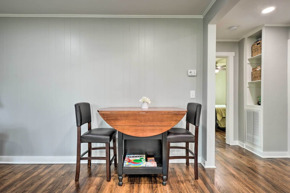 4-Person Drop-Leaf Dining Table