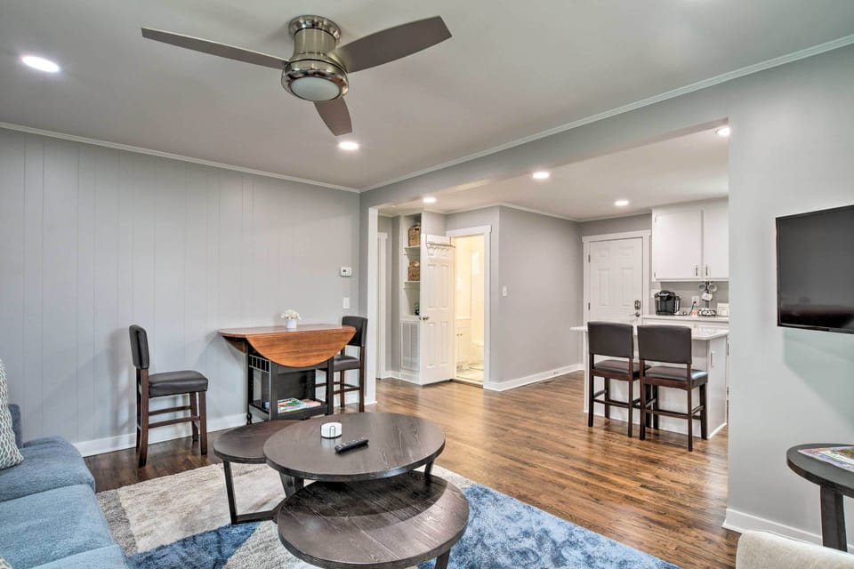 Living Room | Keyless Entry