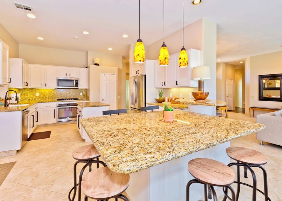 gourmet kitchen