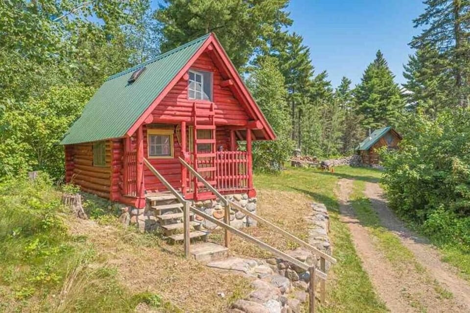 Wolverine Exterior (1)