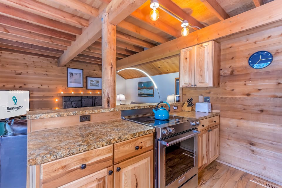 Kitchen - Main Level