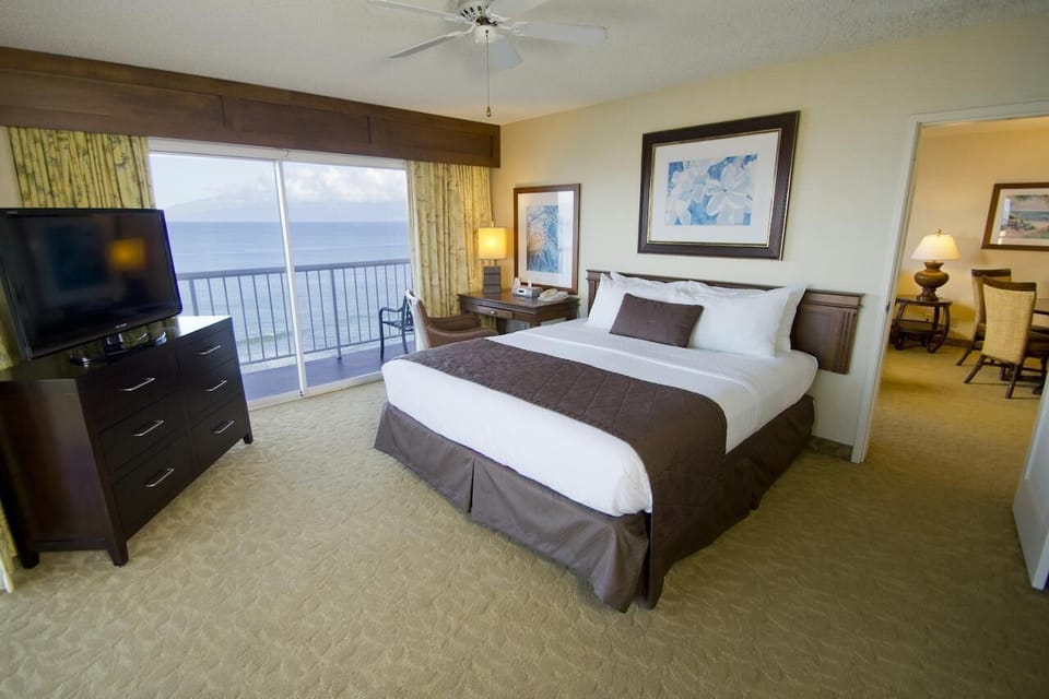 Ocean view-please speak to an agent about view category before booking