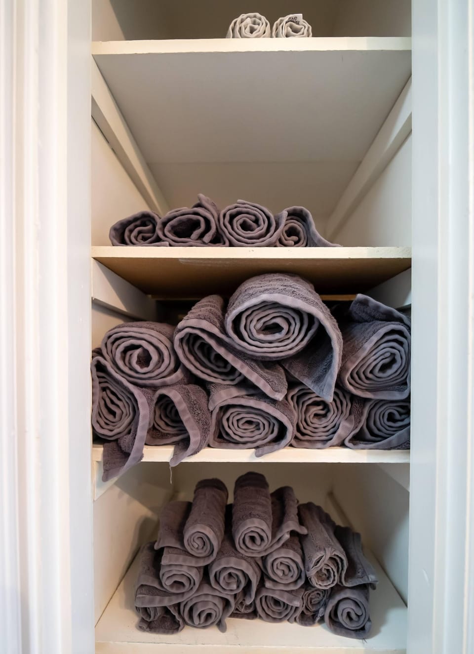 🛁Stocked with all the linens your adventure could need.