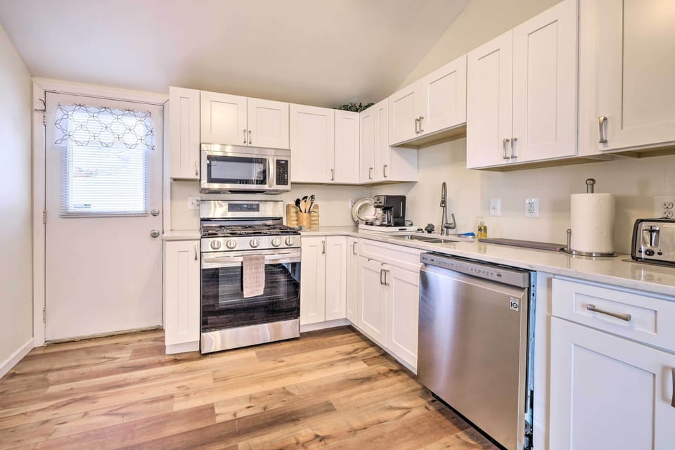 Kitchen | Ice Maker | Blender | Toaster