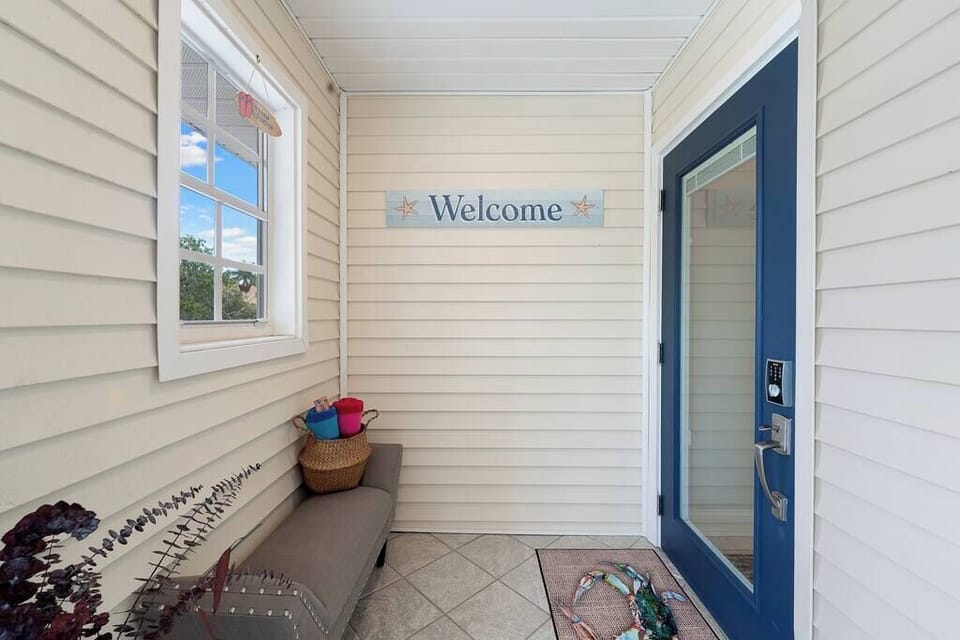 Private front door access for ultimate convenience. 