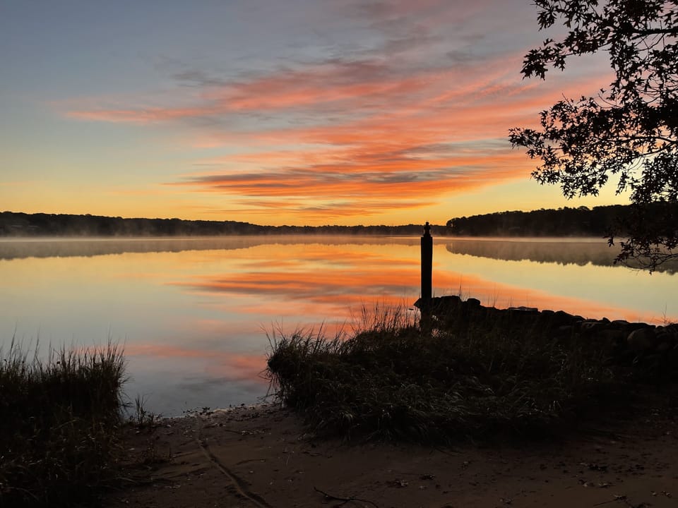 Private access to Follins Pond (walking distance)