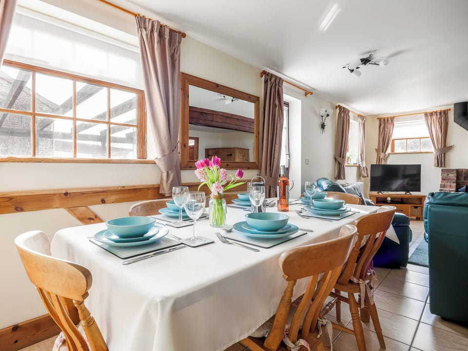 Dining Area | Robins Nest - Holly Hedge Farm, Holly Hedge Farm
