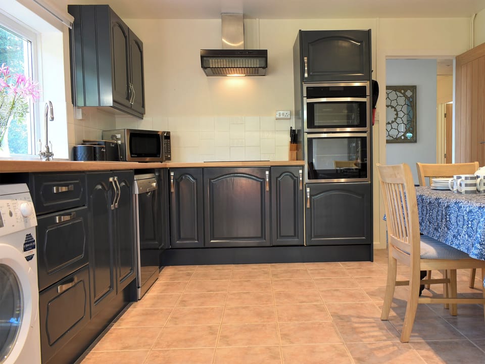 Kitchen | Seaview Bungalow, Membury, near Axminster