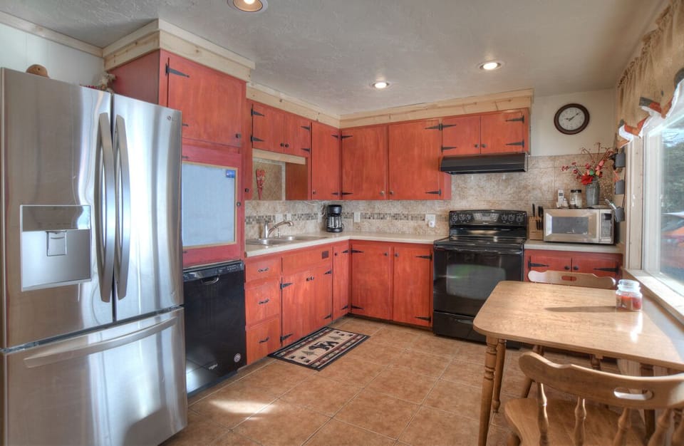 Fully equipped kitchen