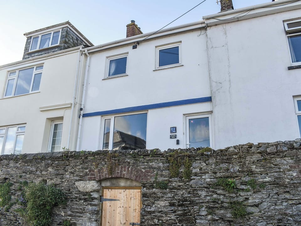 Exterior | Helen&rsquo;s View, Torpoint