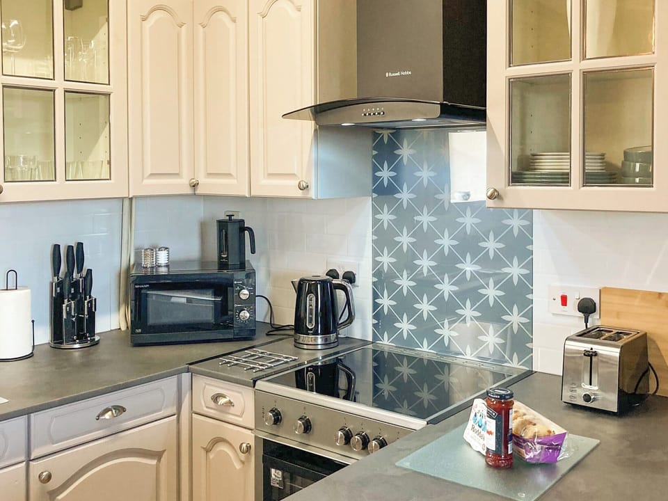 Kitchen | Sage Cottage, Penmount, near Truro