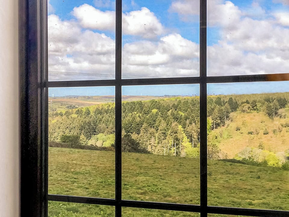 View of Idless valley from lounge window | Sage Cottage, Penmount, near Truro