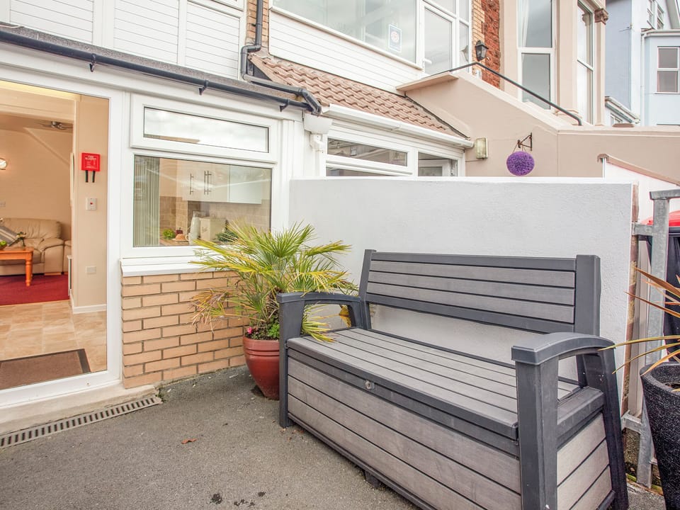 Exterior | Apartment 3 Bedford Holiday Flats - Bedford Holiday Flats, Paignton