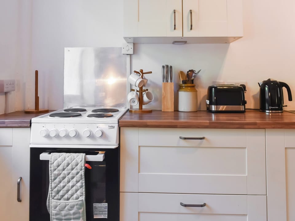 Kitchen | Headland Cottages, Coverack