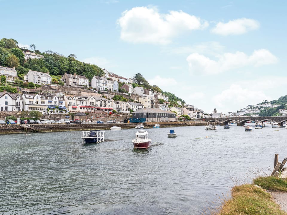 Surrounding area | 2 Mount Pleasant - River View Cottages, Looe