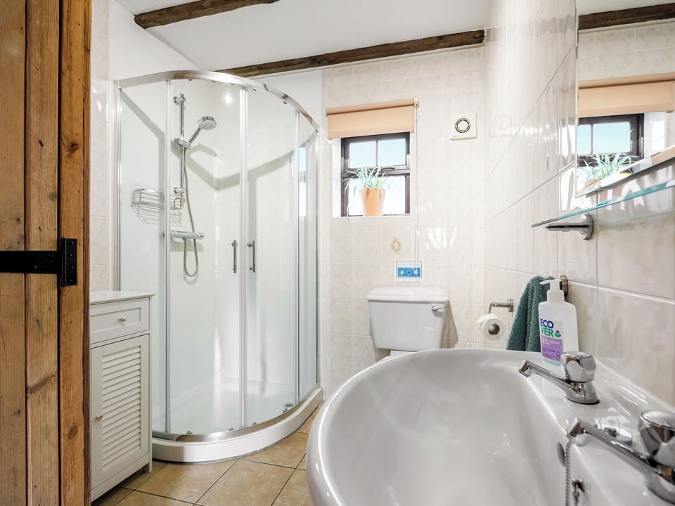 Bathroom | Owl&rsquo;s Roost - Holly Hedge Farm, Holly Hedge Farm