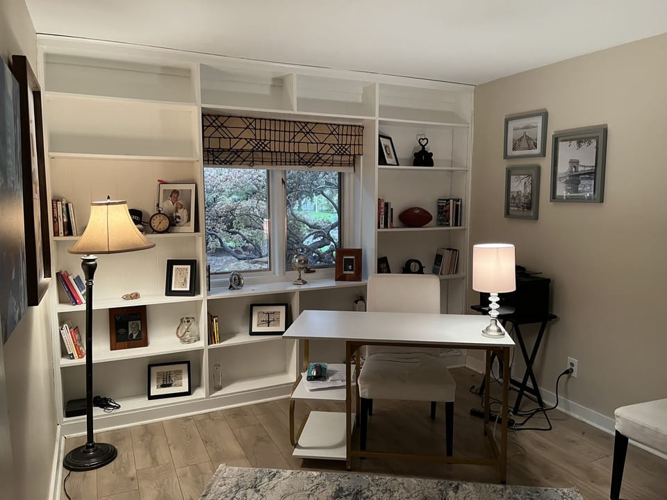 Private office/High speed Wi-Fi throughout the house