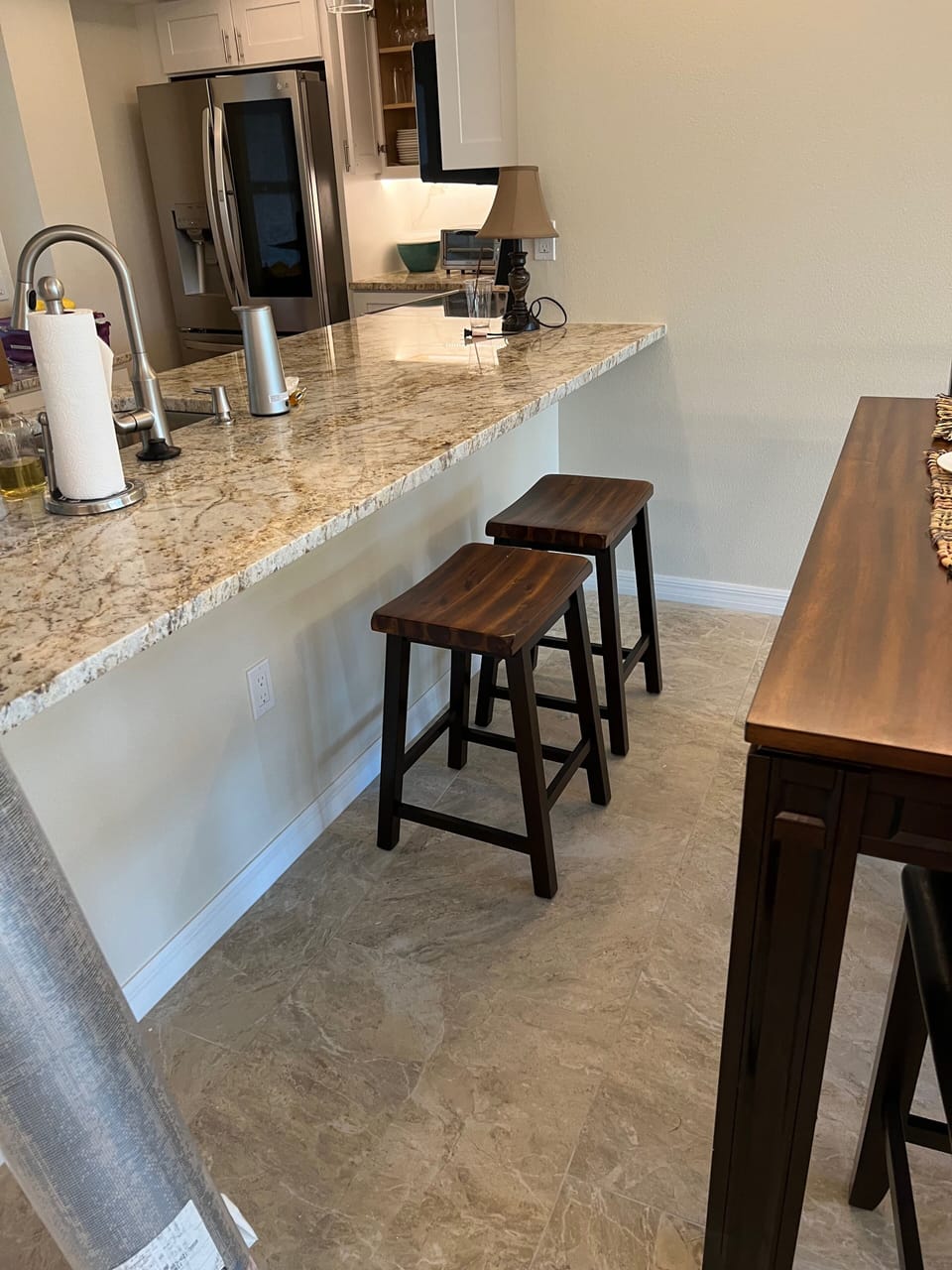 Breakfast counter