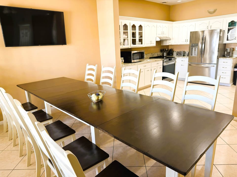 Kitchen Table