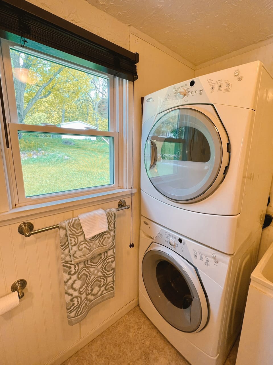 Washer and dryer on main fooor