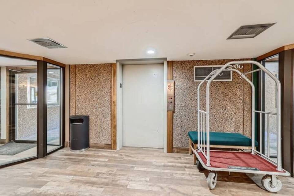 1st Floor Elevator