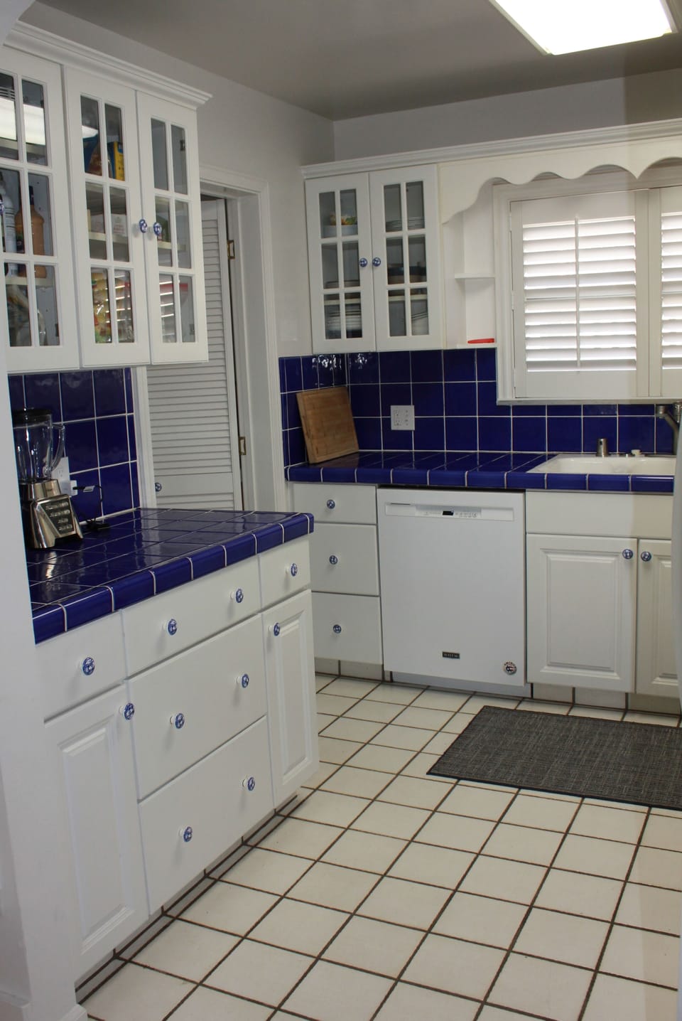 Enjoy a fully stocked kitchen.