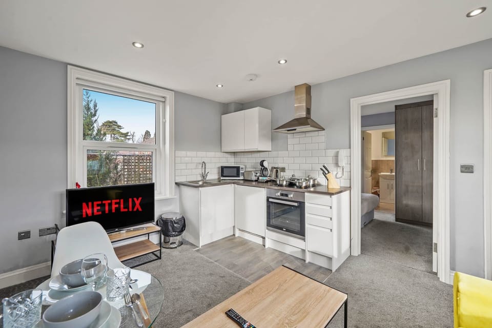 Flat 8, 9 Sittingbourne Road - PMR1fLsPxexXZH1SlhbV