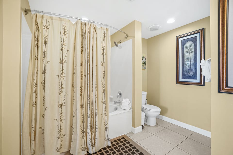 En Suite Bathroom